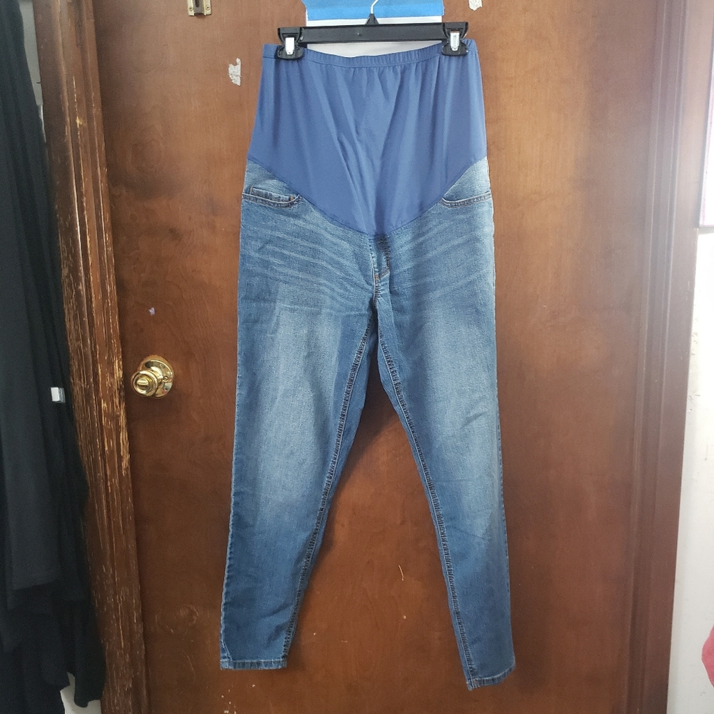 Women's maternity jeans
